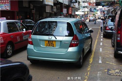 香港汽车为什么那么闪（香港汽车为什么那么便宜）